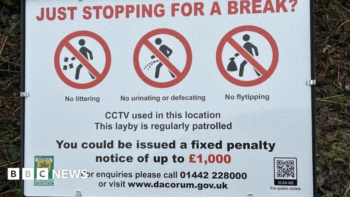 Dacorum council's wild wee warning sign 'not enforceable' BBC News