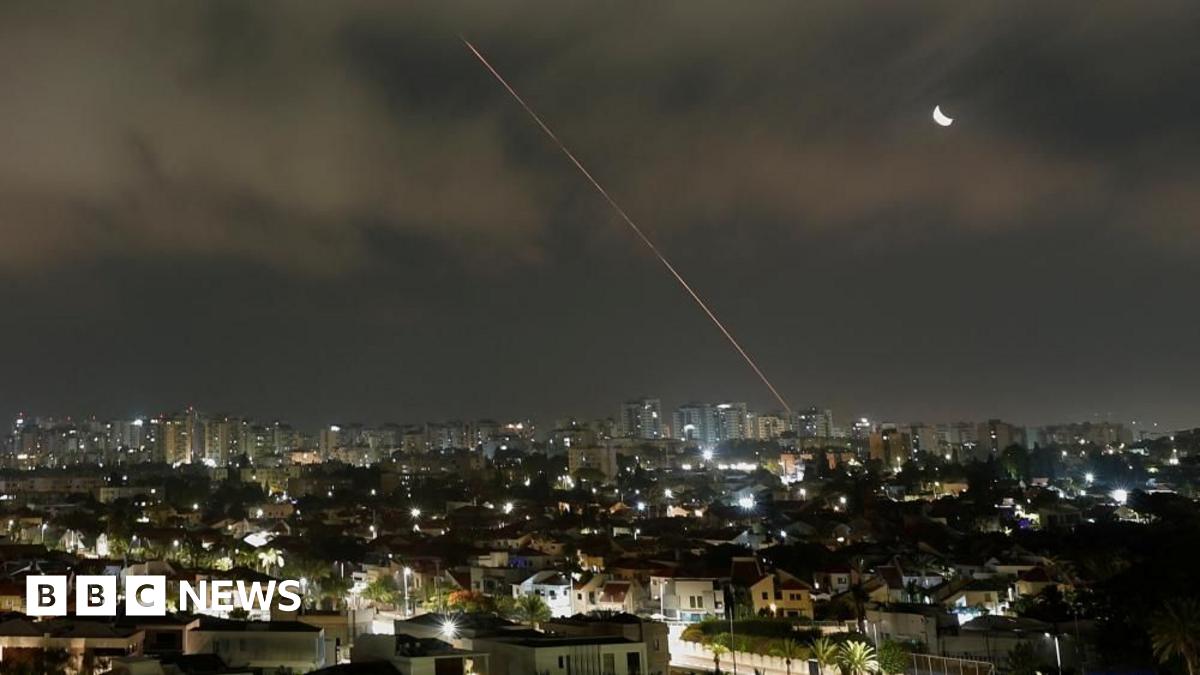 Iran-Israel conflict: Exchange of strikes after Iran rules out nuclear talks while under attack thumbnail
