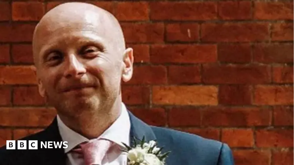 Crisis team cancelled visit to man later found dead - inquest - BBC News