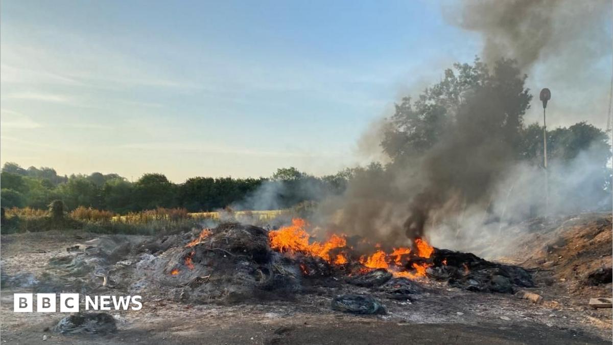 Moygashel: Bonfire with mosque replica placed on top set alight