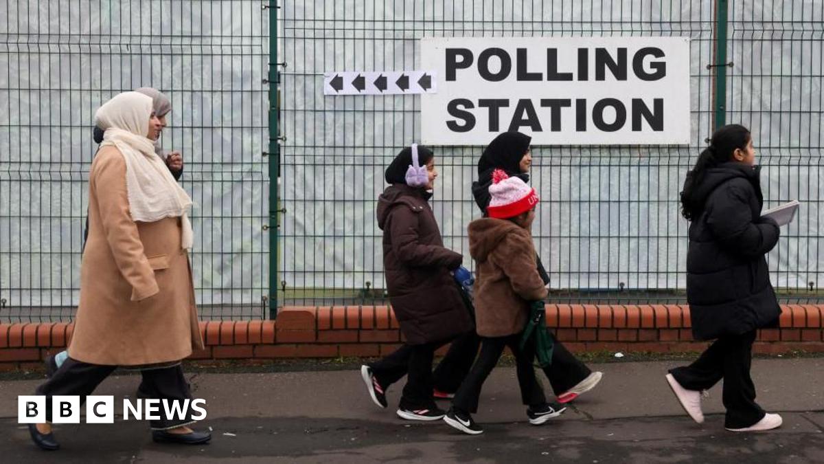 
                            Chris Mason: Drama has swirled ahead of Gorton and Denton by-election test