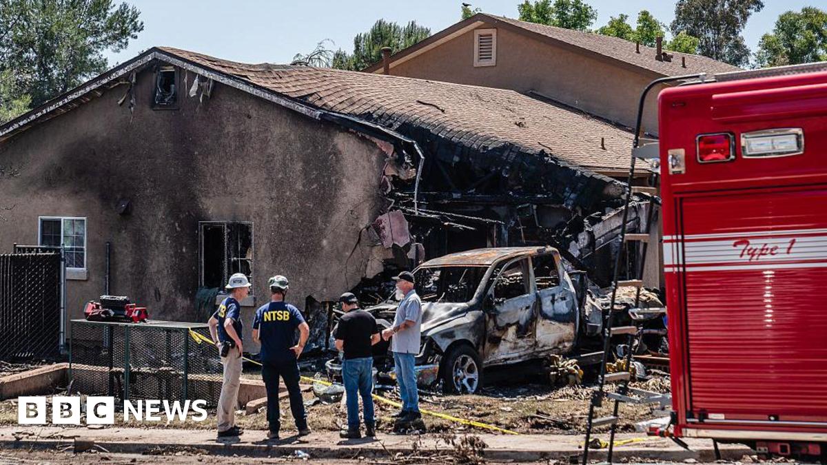 Tragic Plane Crash in San Diego: Airport System Malfunctions Raise Concerns