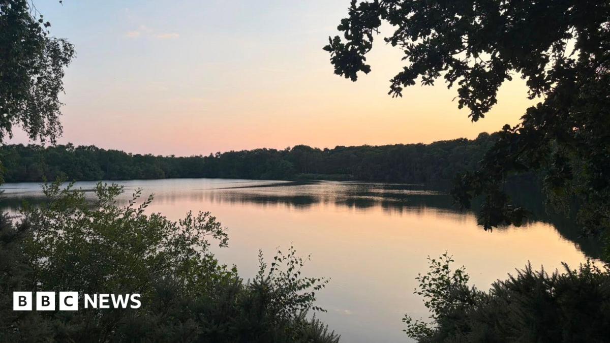 bbc.co.uk - Holly Phillips - Teen taken to hospital after lake incident in Lincoln