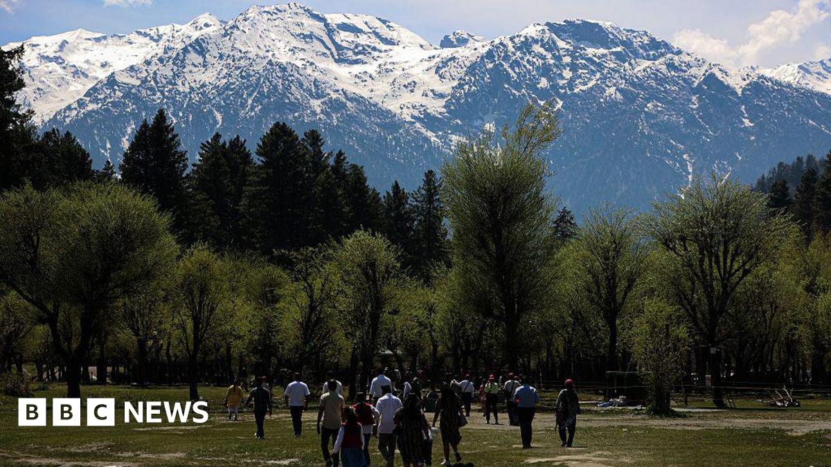 bbc.co.uk - Zoya Mateen & Auqib Javeed - Pahalgam attack: A year on, Kashmir's tourism industry struggles under weight of trauma