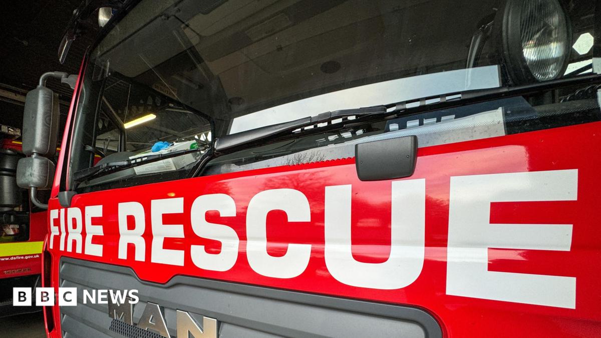 Fire crews battle blaze at Burlish Top Nature Reserve