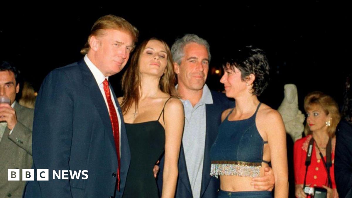 Ex-police chief said Trump told him 'everyone' knew of Epstein's behaviour