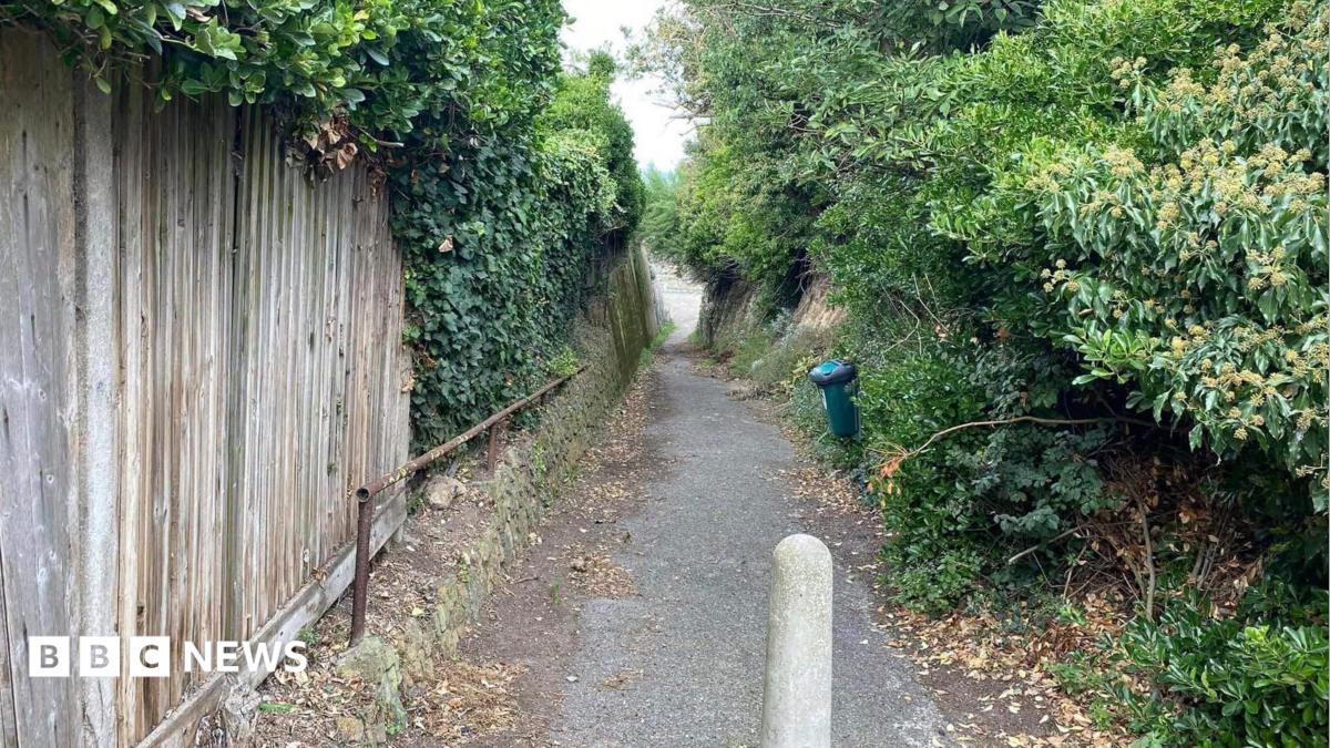 Closed alleyway in Birchington could cost over £100k to fix