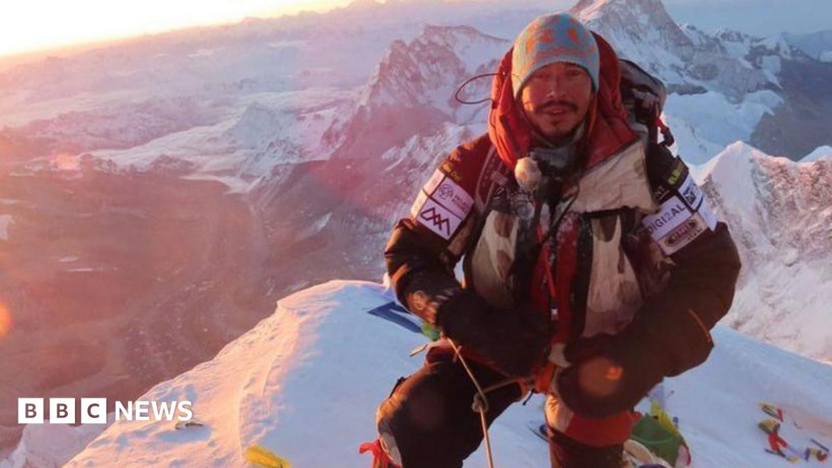 مقتل المتسلق نيرمال بورجا في انهيار جليدي بباكستان وفق ما أعلنت شركته
