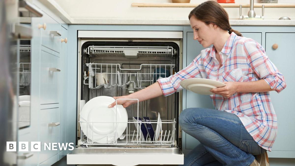 
                            Yes there is a right way to stack the dishwasher. Here are the 5 rules