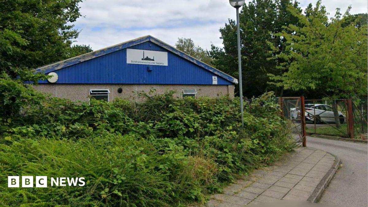 Council condemns 'openly racist' response to Borehamwood mosque
