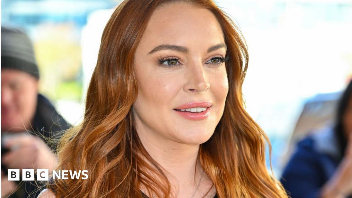 Lindsay Lohan and Jake Paul hit with SEC charges over crypto scheme - BBC  News