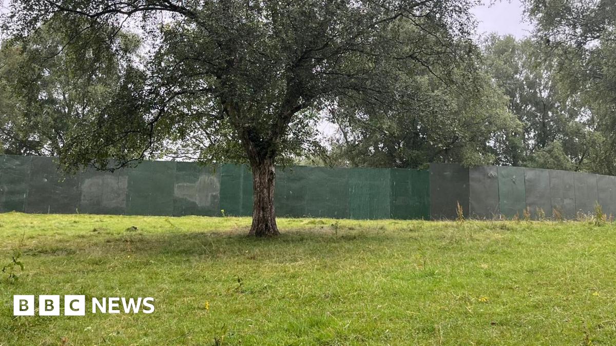 Fence put up at 'Gallagher Hill' ahead of next Oasis gig