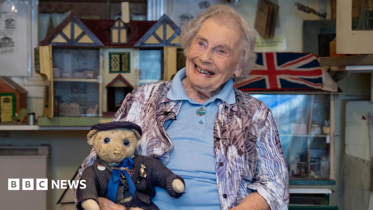 bbc.co.uk - Lucy Owen - Vintage childhood toys passion inspires Newport dolls' house museum