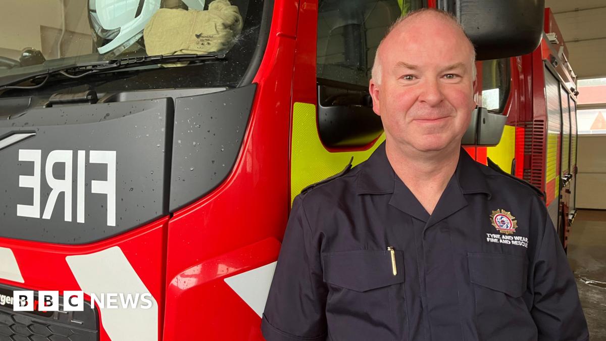Tyne & Wear Fire Service fastest responders to home fires - BBC News