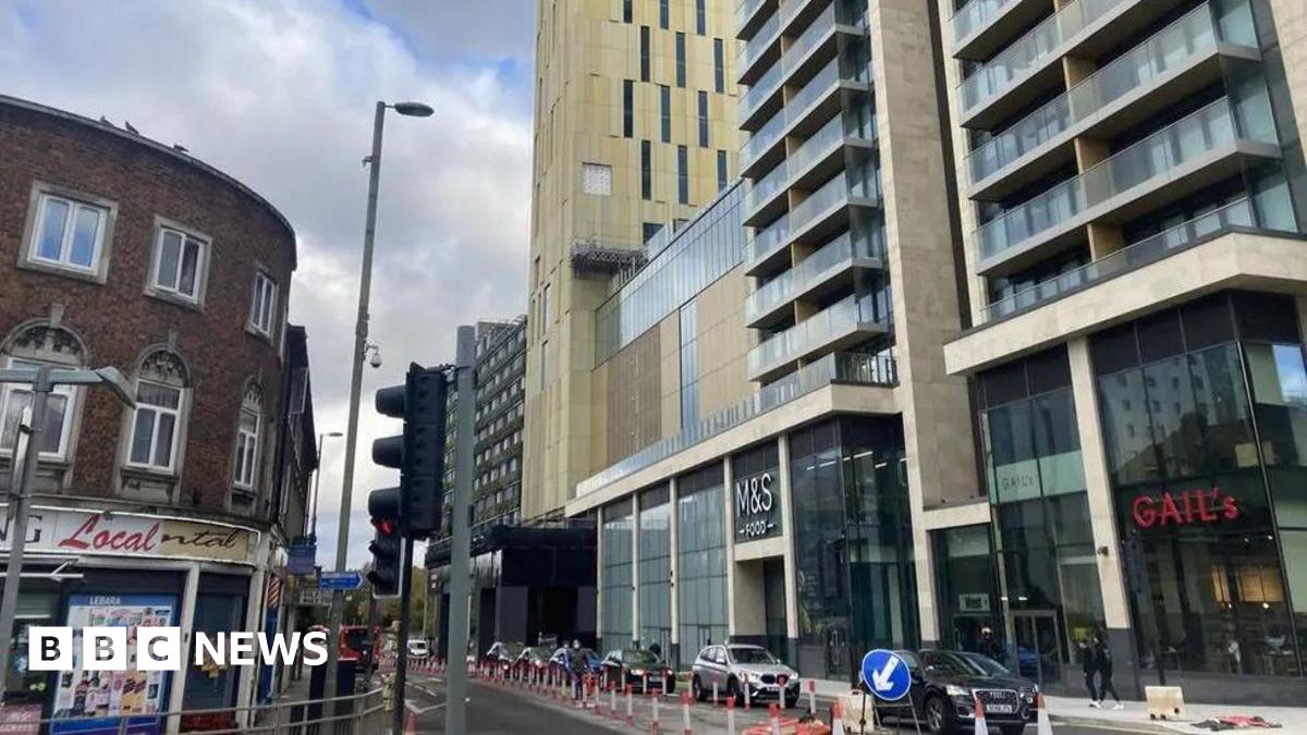 Bankrupt Woking council to sell off flagship major projects