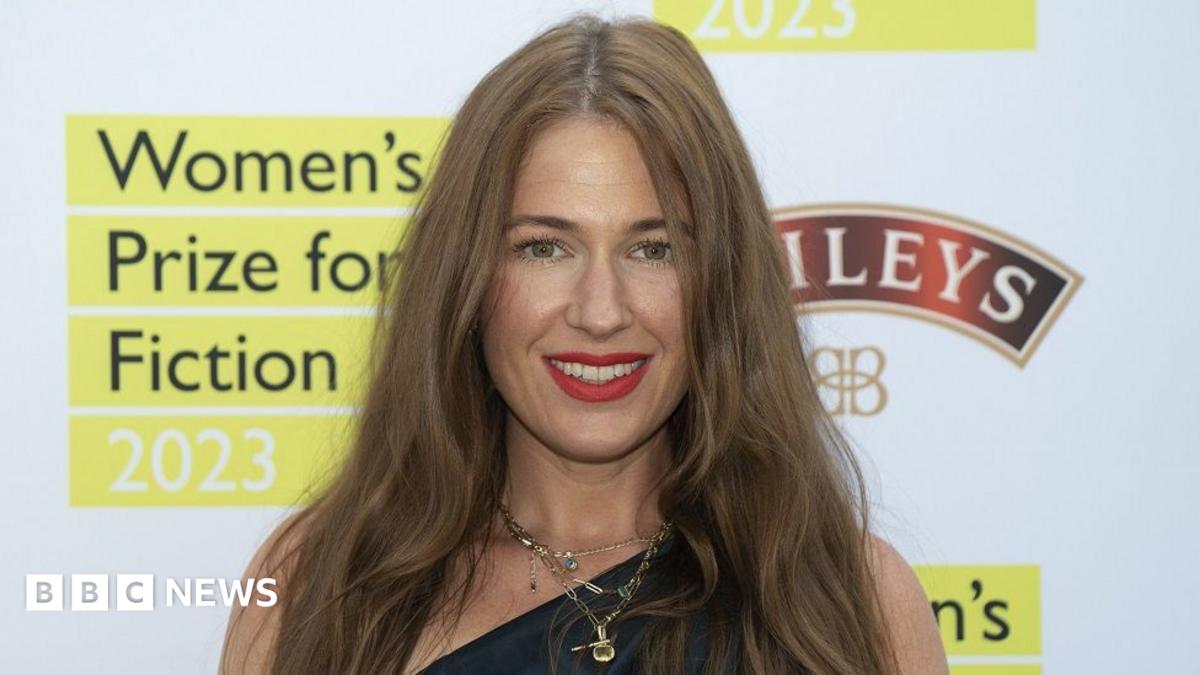 author-bella-mackie-says-americans-romanticise-upper-class-brits-bbc-news