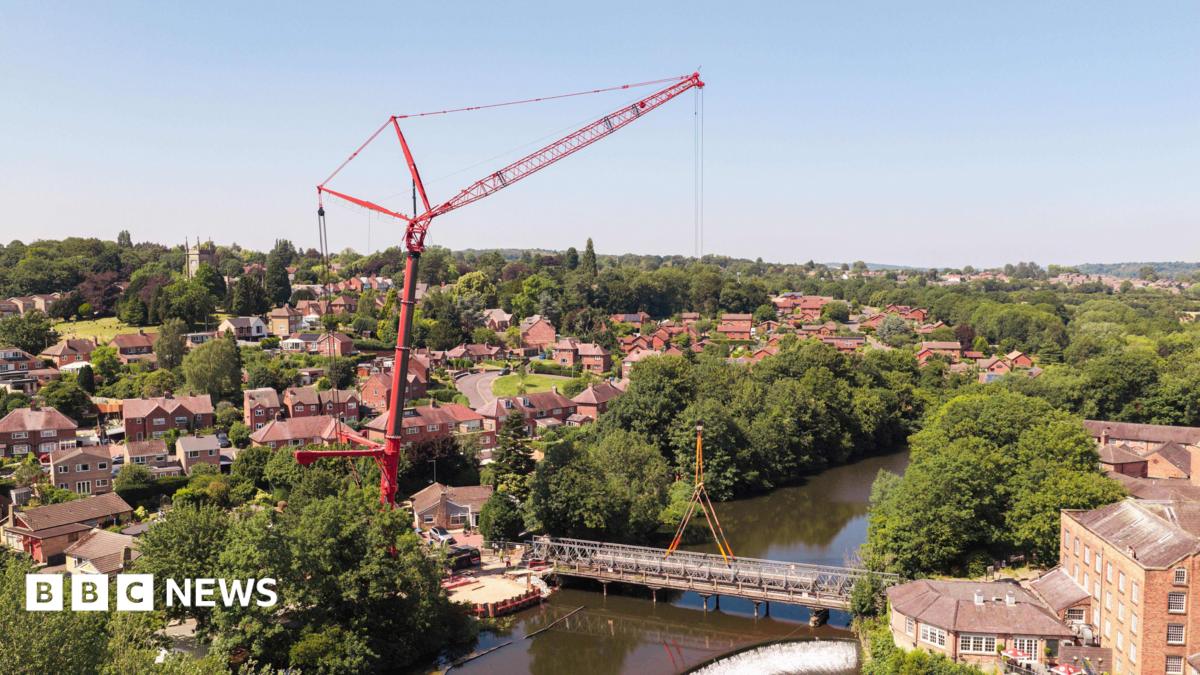 'Risk to life' warning as bridge removed at Darley Abbey Mills
