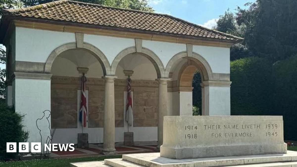 Work starts on Spalding war memorial restoration