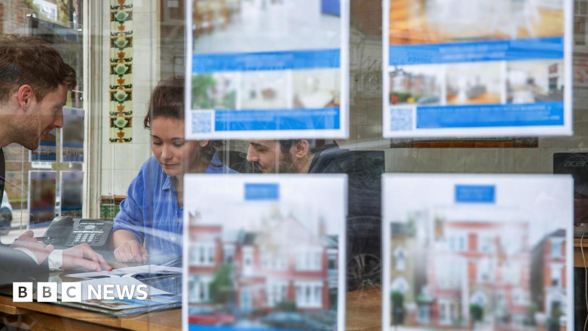UK Mortgage Rates Show Decline After Recent Peak