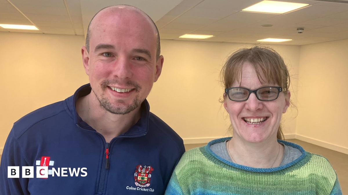 bbc.co.uk - Ollie Samuels - Colne market traders 'really excited' to move back in