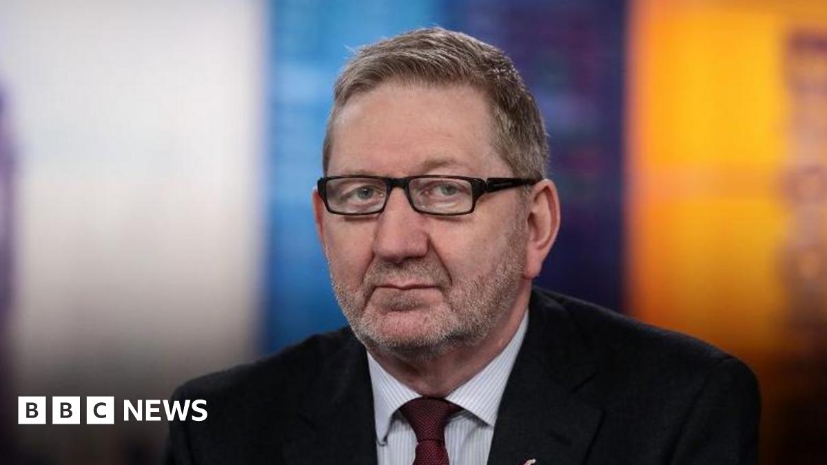 Ex-union boss McCluskey took private jet flights arranged by building firm, report finds