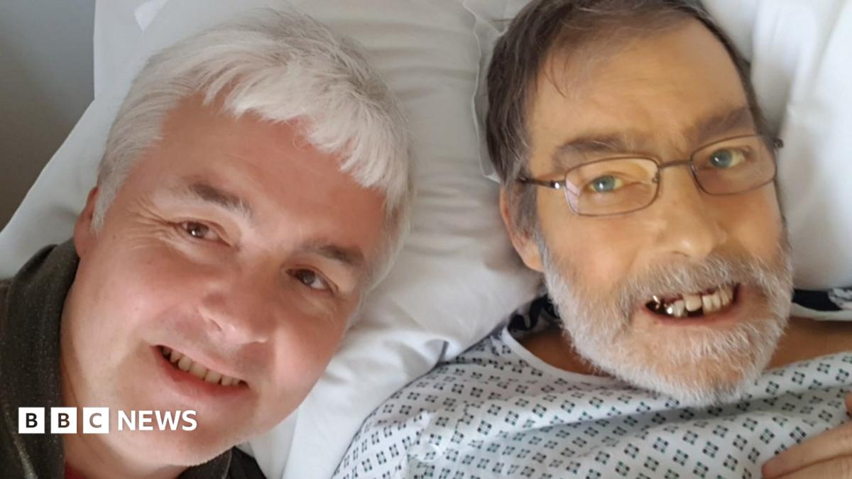 David Smith (left) and his brother James Oliver (right)