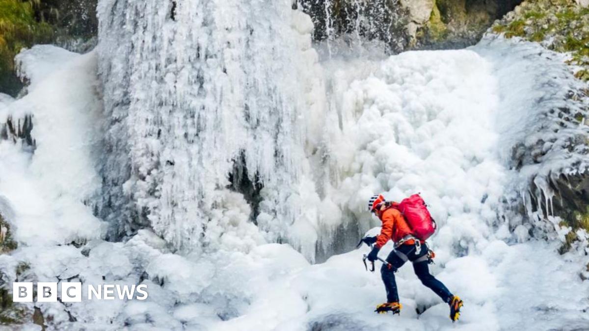 
                            Storm Goretti set to hit UK bringing more snow, ice and wind