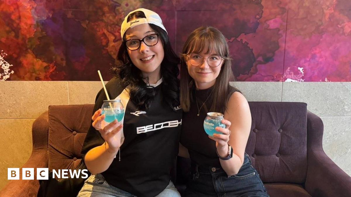 Z세대 캔 칵테일 유행과 음주 문화의 변화 관련 이미지