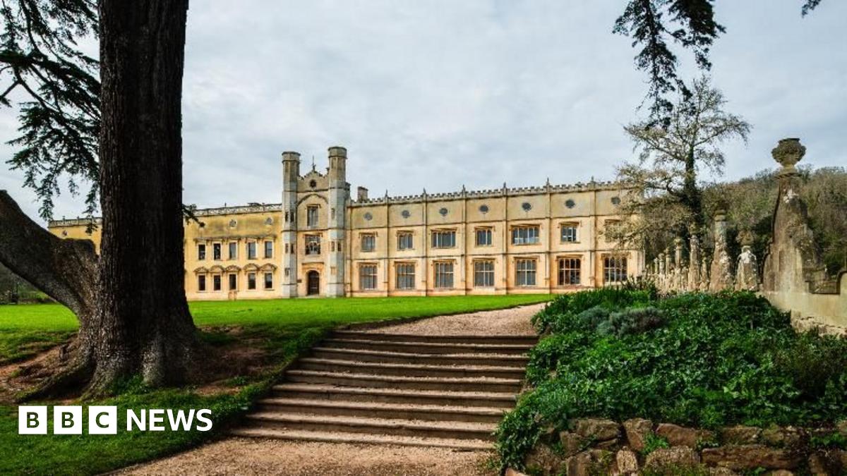 Bristol Ashton Court Mansion could reopen for balloon fiesta