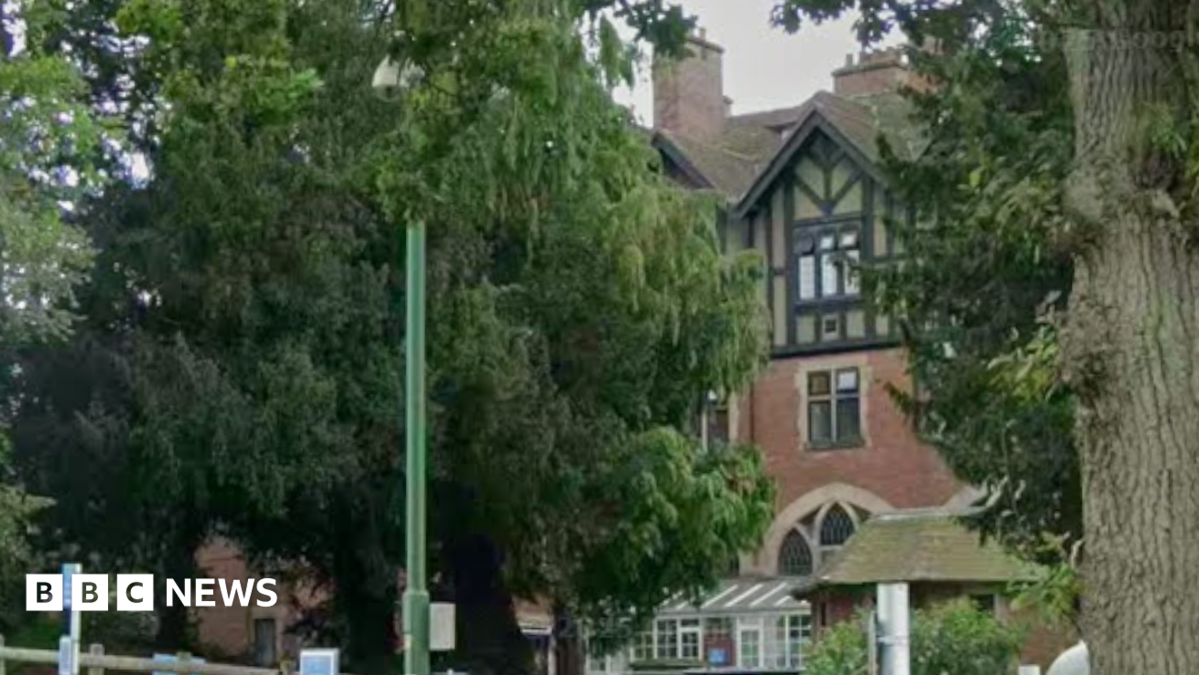 Abbotsholme head teacher says boarding school to remain open