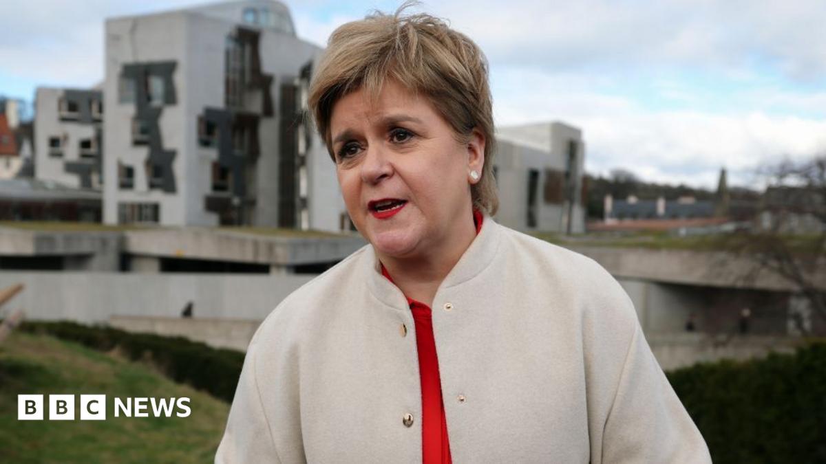 Supreme Court asked to settle dispute over Sturgeon inquiry documents