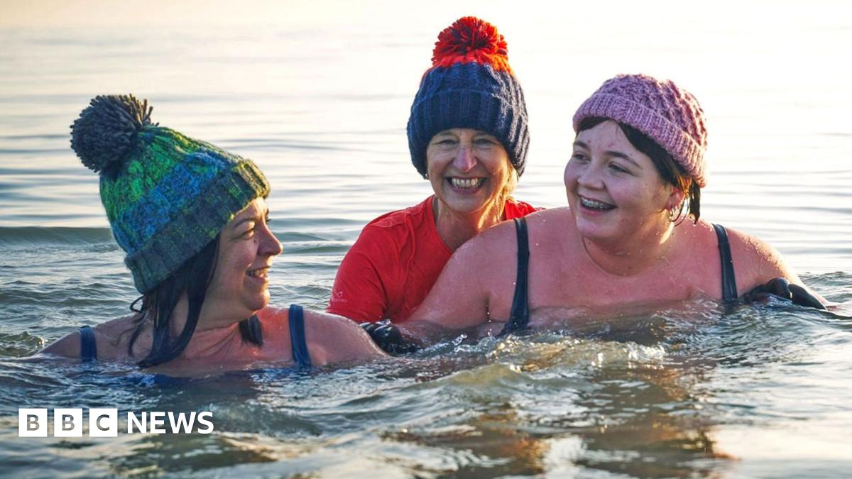 
                            Cold plunges and kombucha: Do winter wellness trends work?