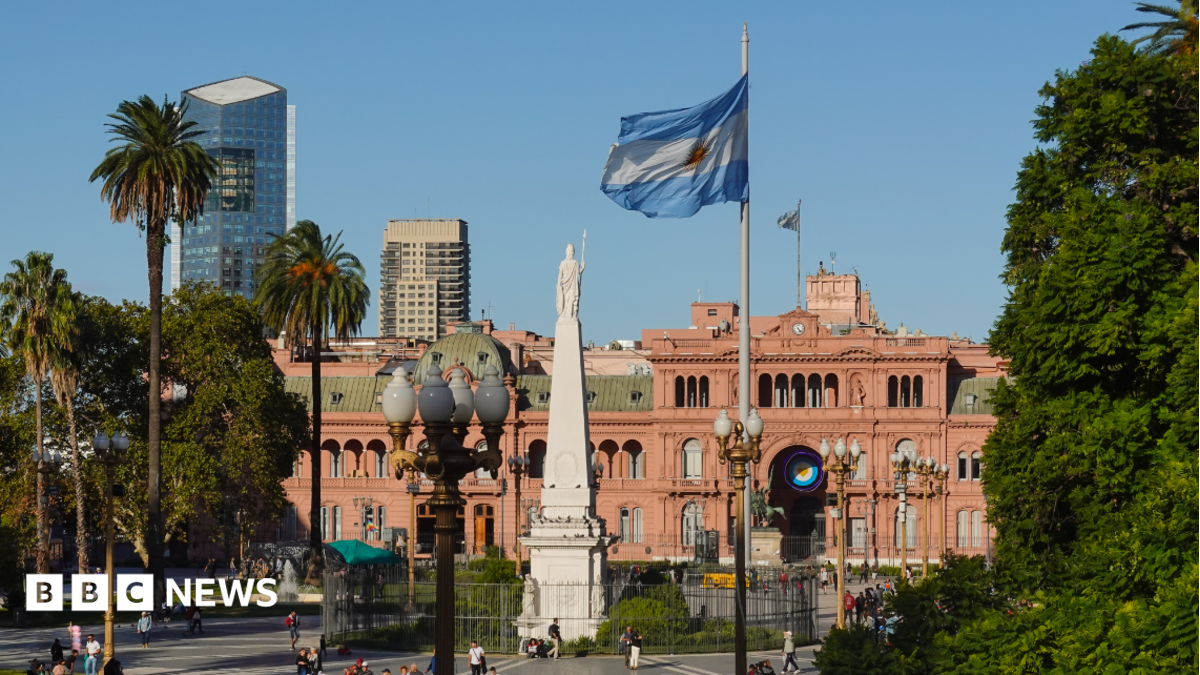 UK diplomats no longer get hardship bonus for being posted to Buenos Aires