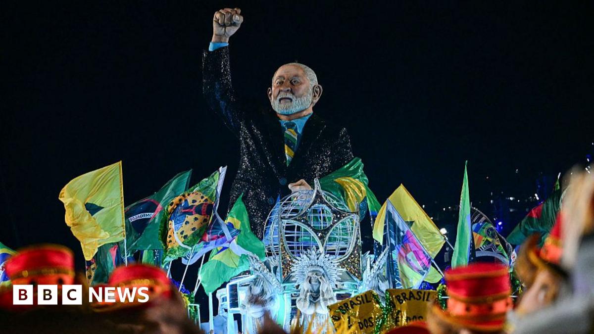 Rio Carnival: Colour, clowns and controversy