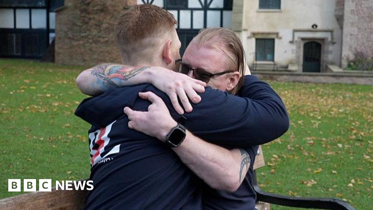 I heard a click and thought I was dead' - soldiers who lost legs