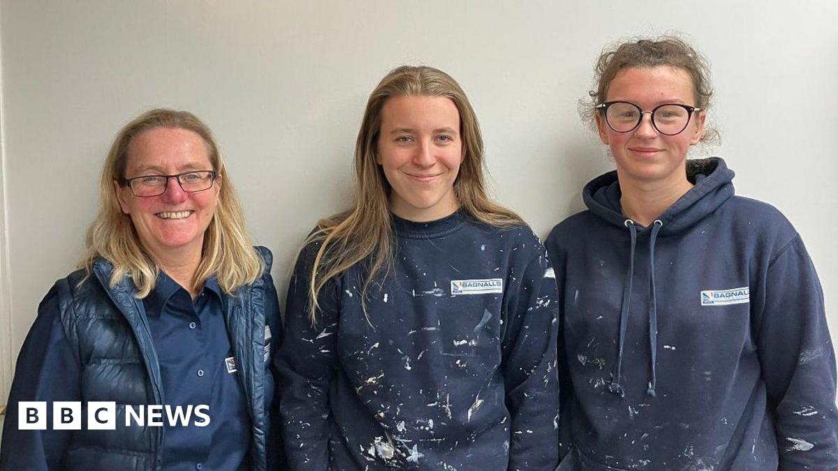 Leeds painting and decorating firm brings women to the forefront Leeds painting and decorating firm brings women to the forefront