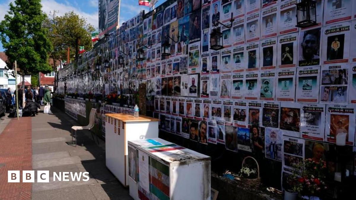 Man charged over Golders Green memorial fire