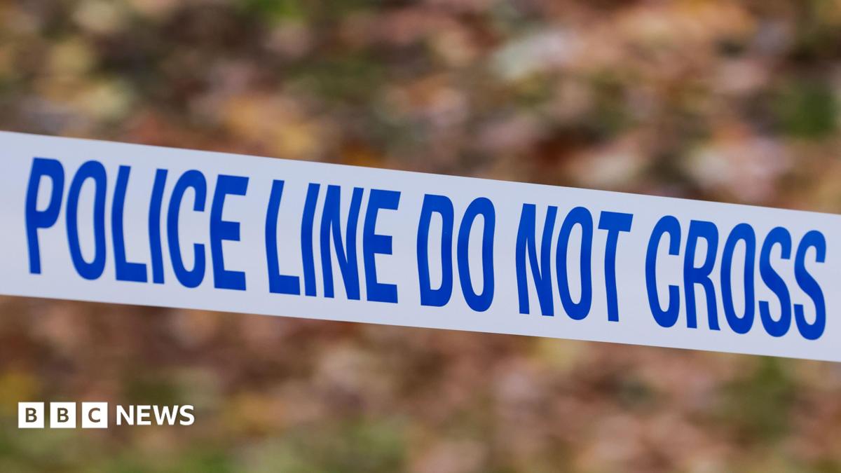 Two men die trying to save children in sea