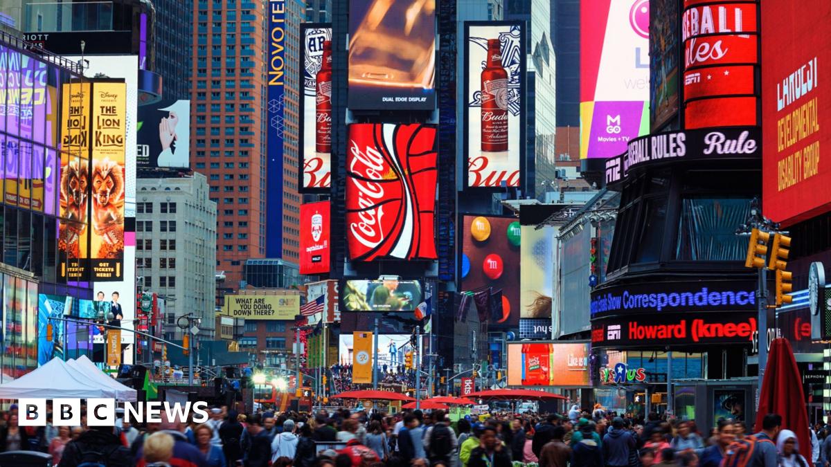 Teenager arrested after three shot in New York City's Times Square