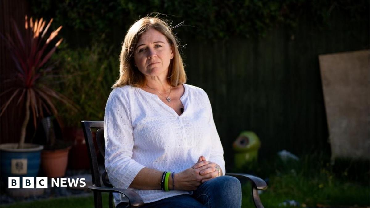 Call with No10 has given us hope, PC Andrew Harper's mother says