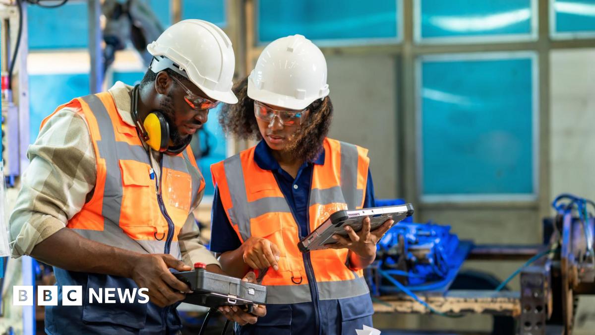 US job creation in 2025 slows to weakest since Covid  www.bbc.co.uk