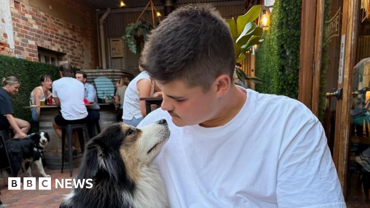 
                            Bondi shooting: Injured officer Jack Hibbert released from hospital