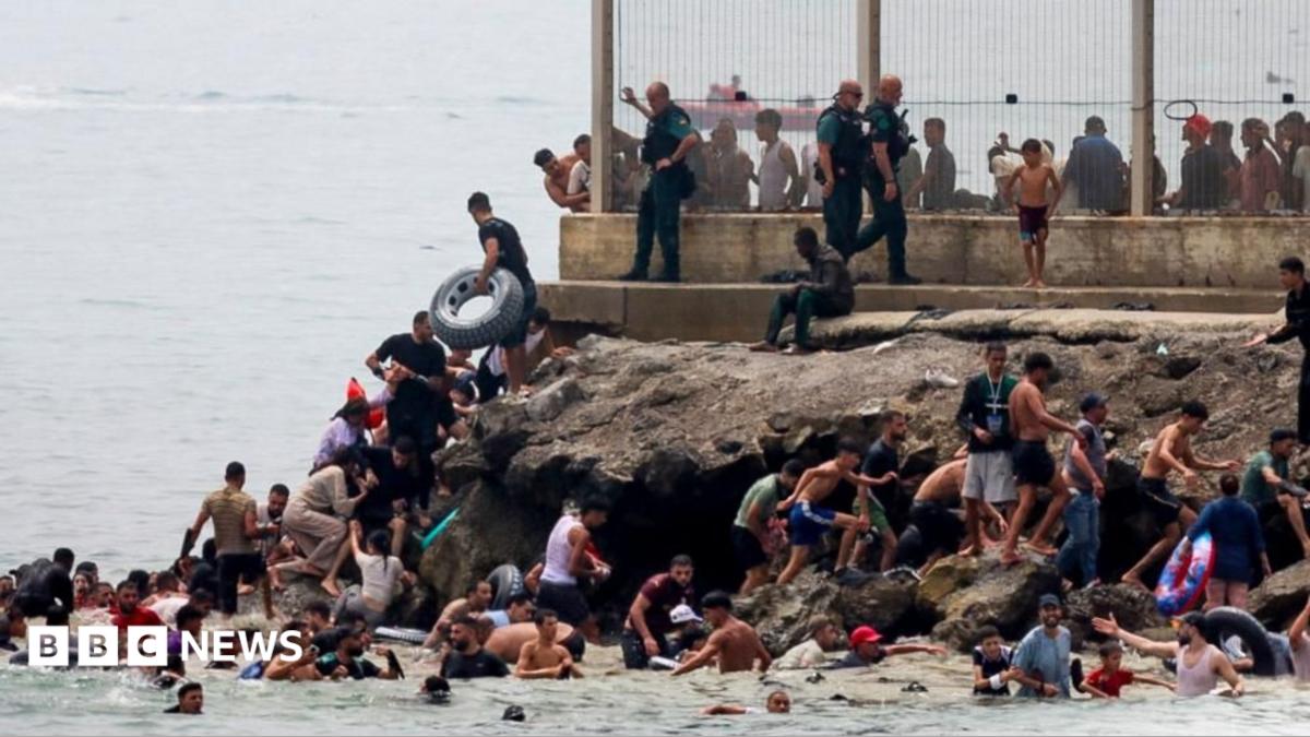EU calls emergency meeting to discuss Ceuta migrant crossings