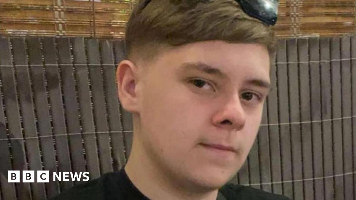 Tributes paid to boy, 15, after Sheffield school stabbing