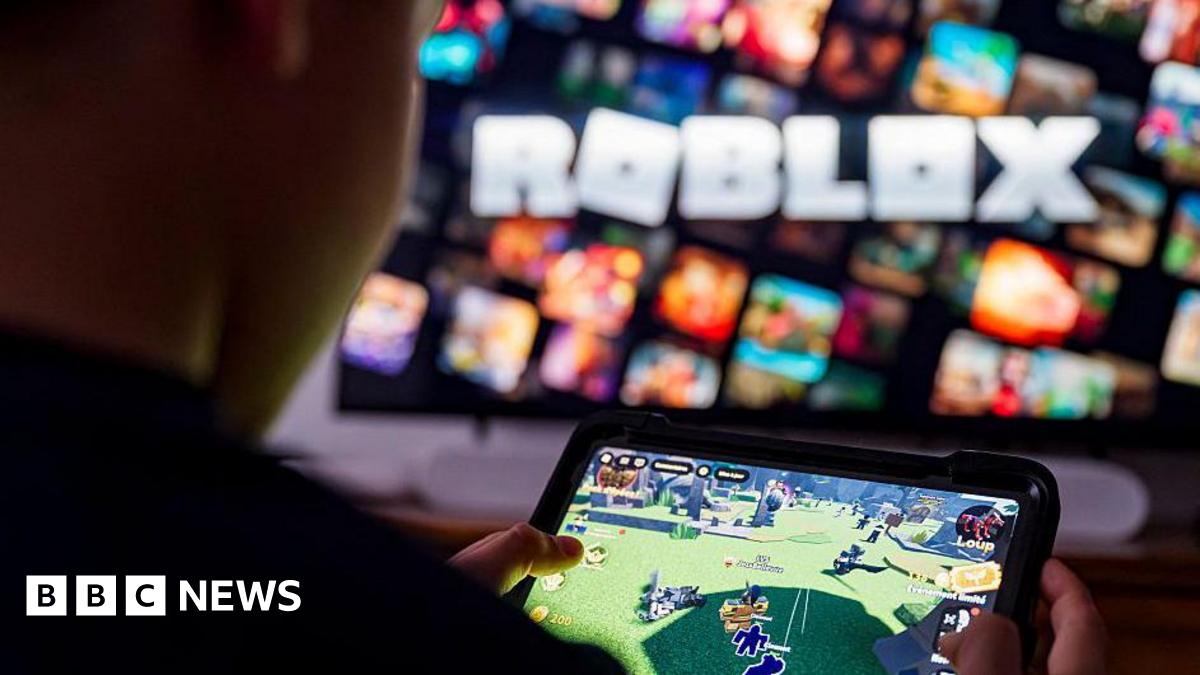 US watchdog FTC urged to probe Roblox over child safety and spending claims