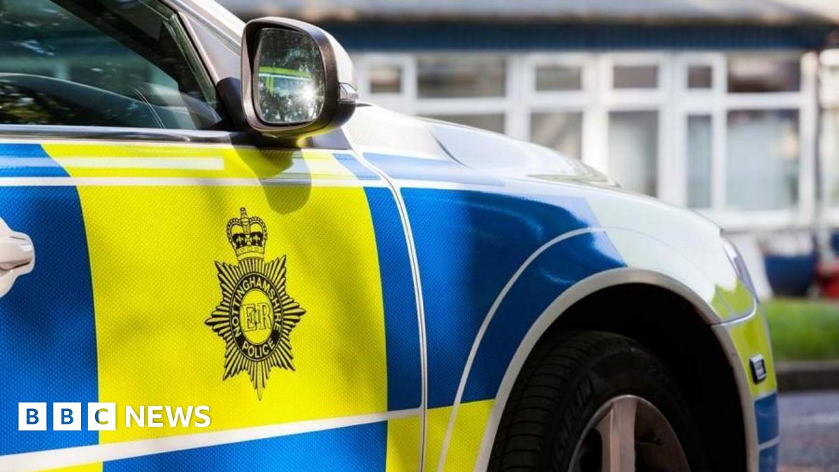 Car crashes into 'multiple pedestrians' in Arnold town centre