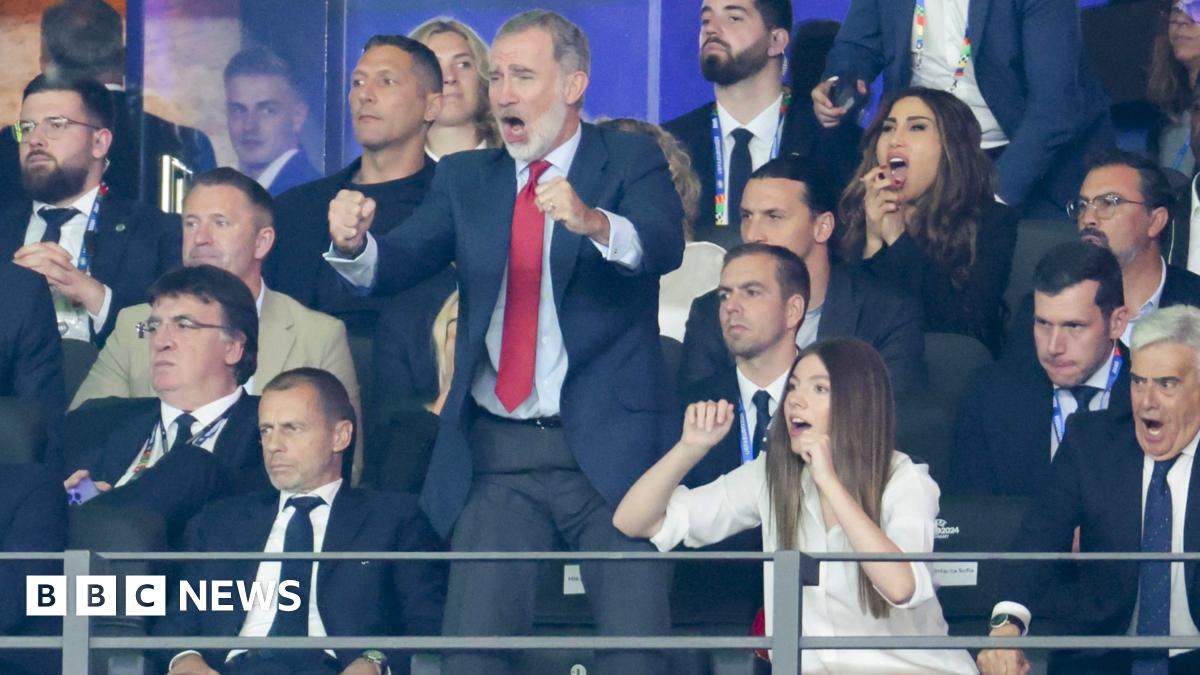 Spain's king welcomes Mexico's World Cup invite after 'abuse' comments