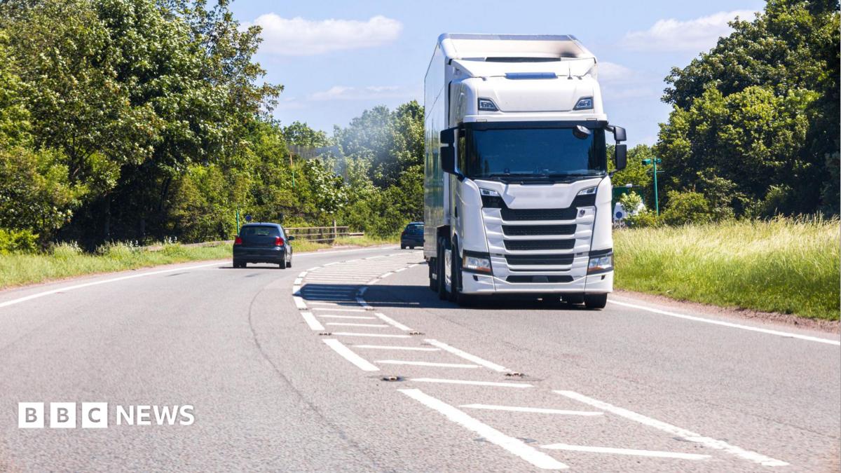 Locals submit petition to enforce HGV speed limits in Oxshott