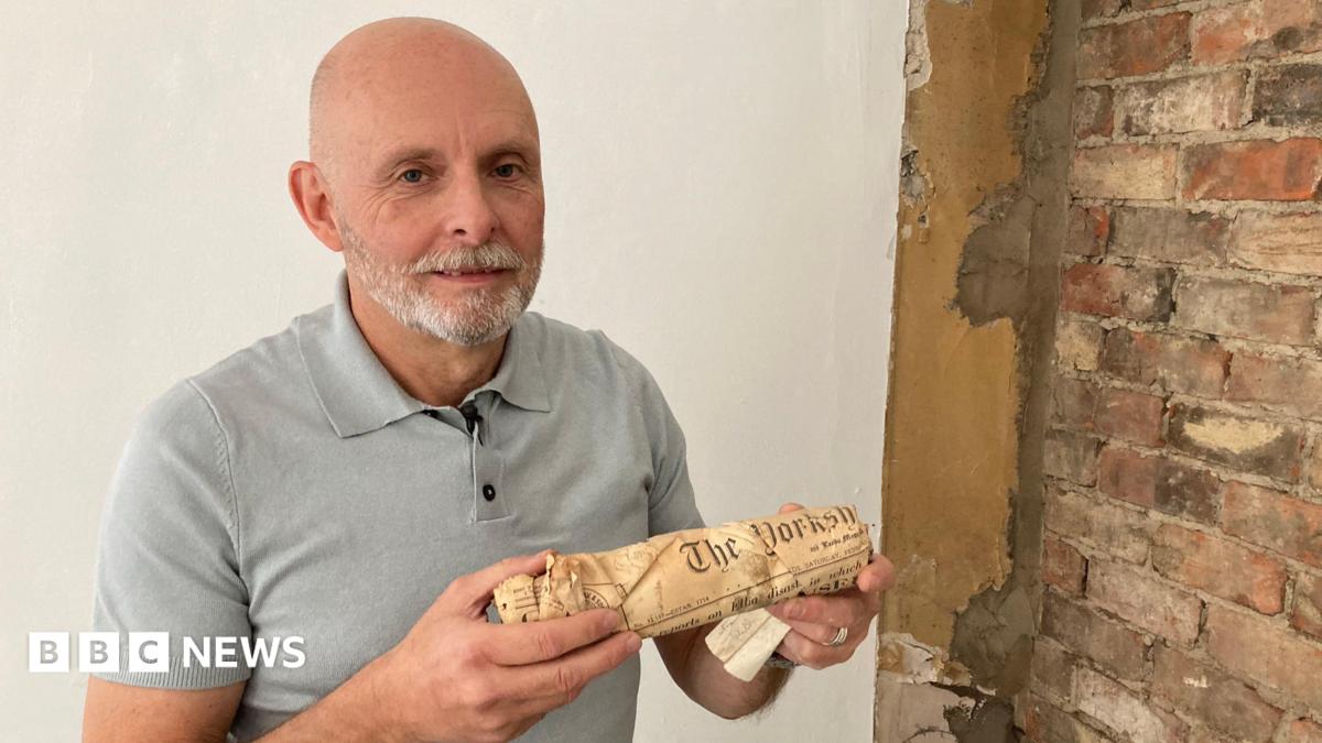 bbc.co.uk - Simon Spark - Letter from 71 years ago found during house renovation in Welton