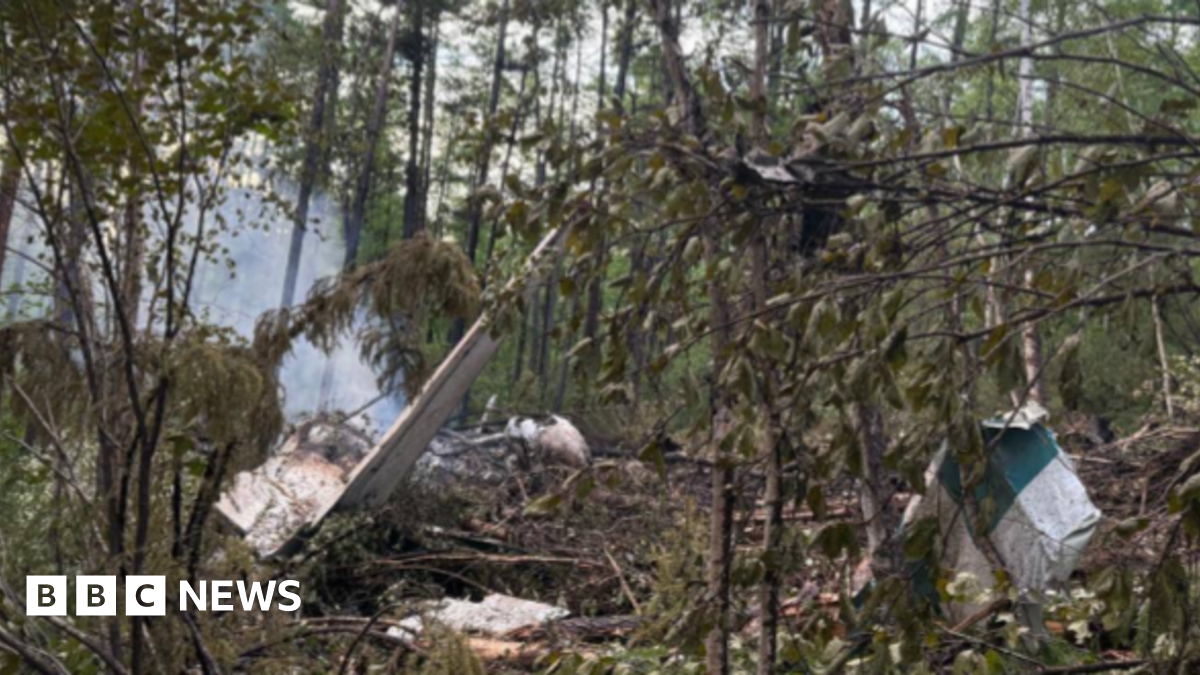 Russian Far East Plane Crash Kills 48, Investigation Underway
